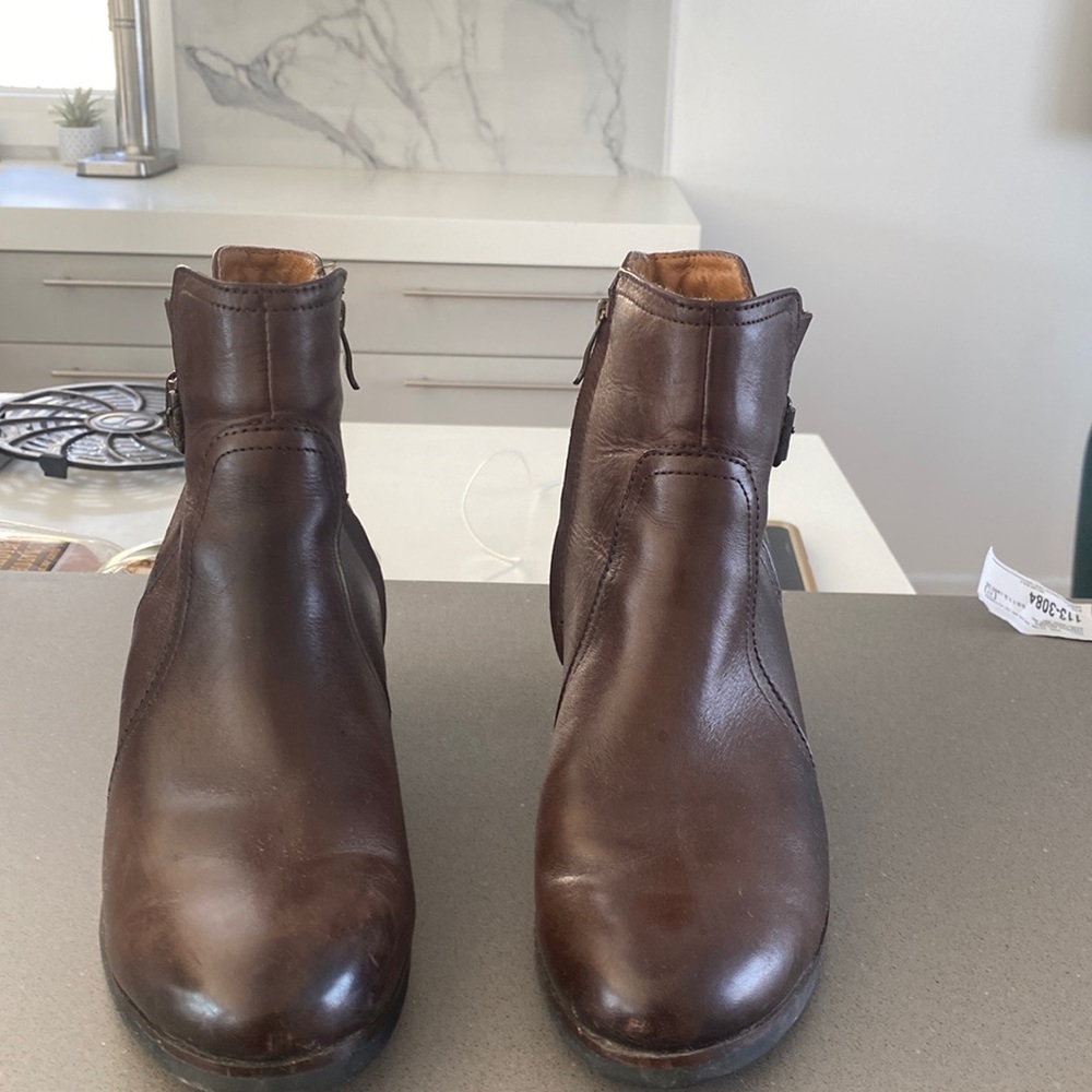 Bussola New York ankle boots